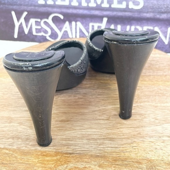 AUTHENTIC Y2K Gucci size 34 GG monogram Denim Wood Mule Heels - Picture 8 of 9